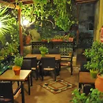 Sofia بيت ضيافة Rhodes City